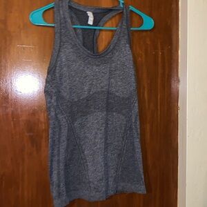 Athleta Momentum Seamless Tank . Charcoal Grey Heather. Size Small
